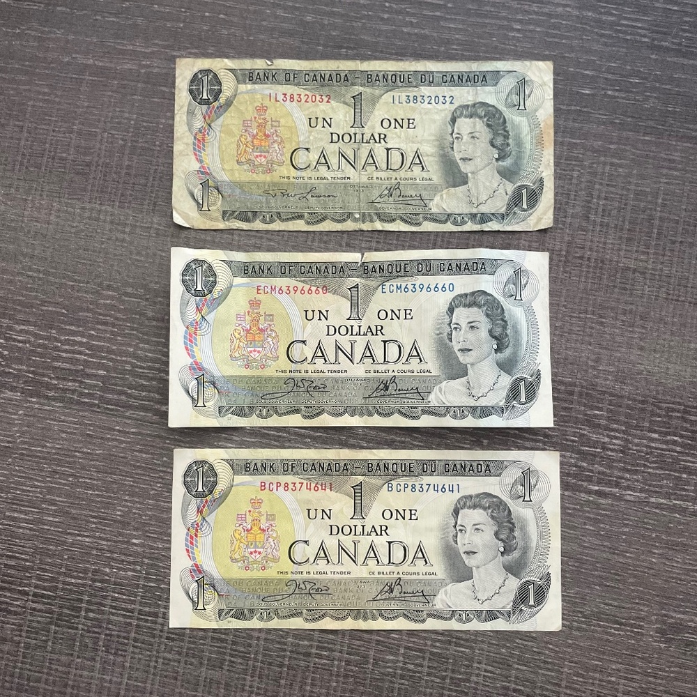 1973 Vintage Canadian $1 Dollar Bills - Lot of 3